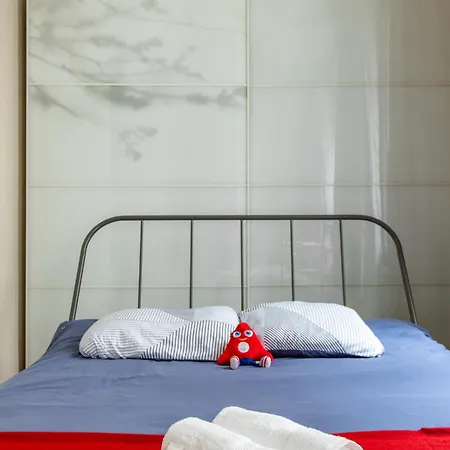 Spacious & Calm 2pers, Pantheon - Luxembourg, Exceptional Location *